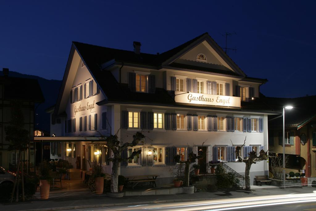 Gasthaus Engel Hotel Sachseln Exterior photo